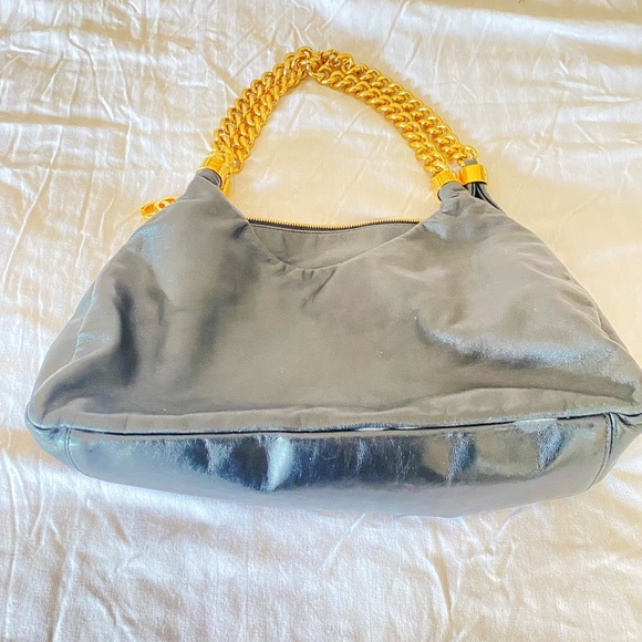 Chanel 2009 CC Logo Thick Chain Black Calfskin Hobo Shoulder - Picture 4 of 12